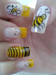 Unhas Decoradas amarelas